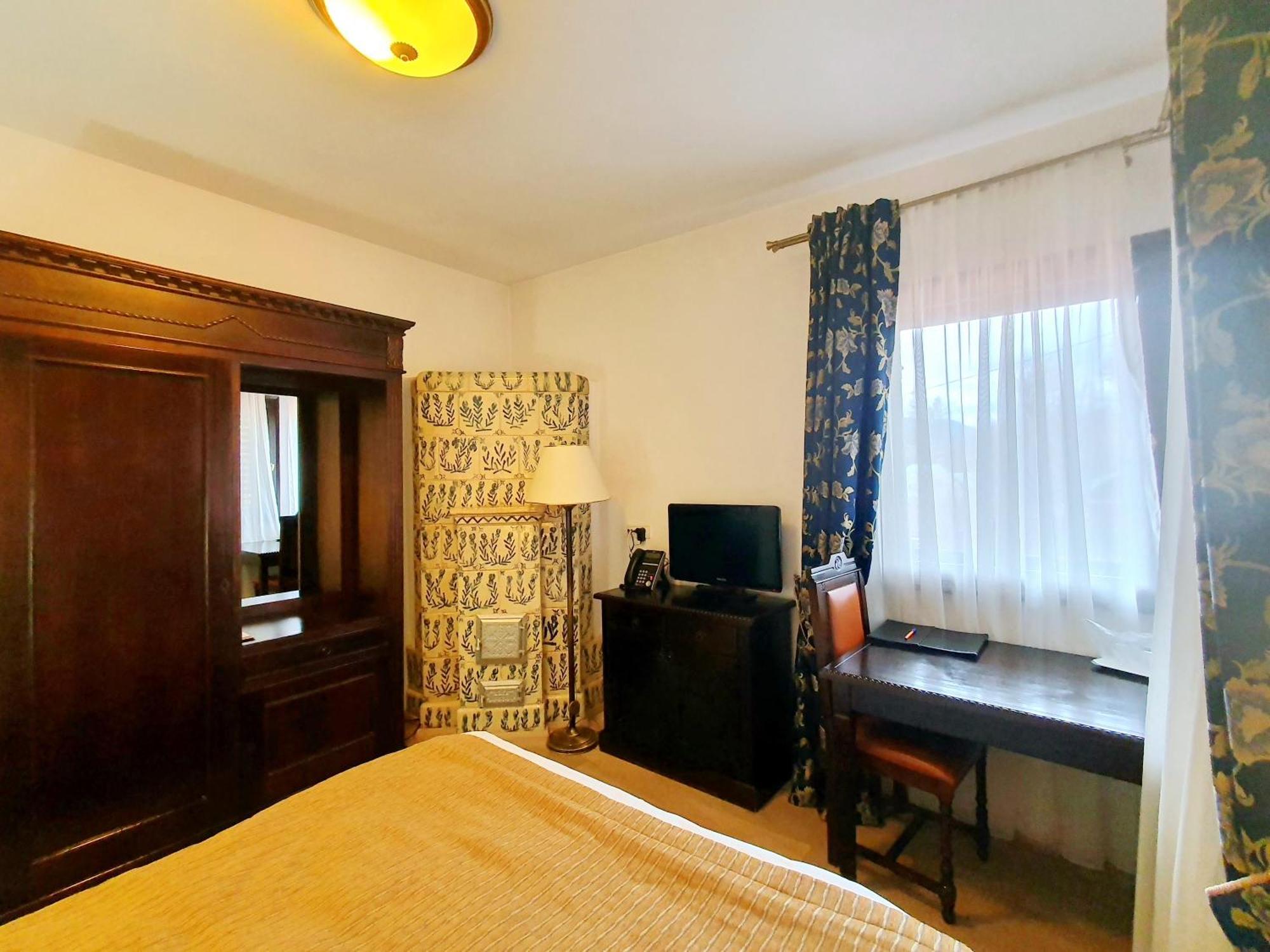 Vila Leonida - Resort Leonida บุชเตนี ภายนอก รูปภาพ