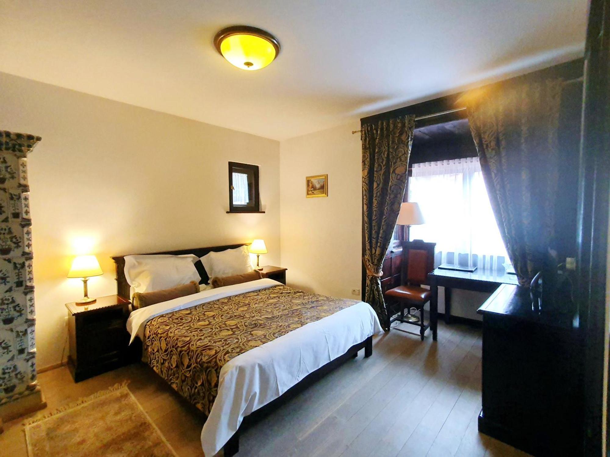 Vila Leonida - Resort Leonida บุชเตนี ภายนอก รูปภาพ