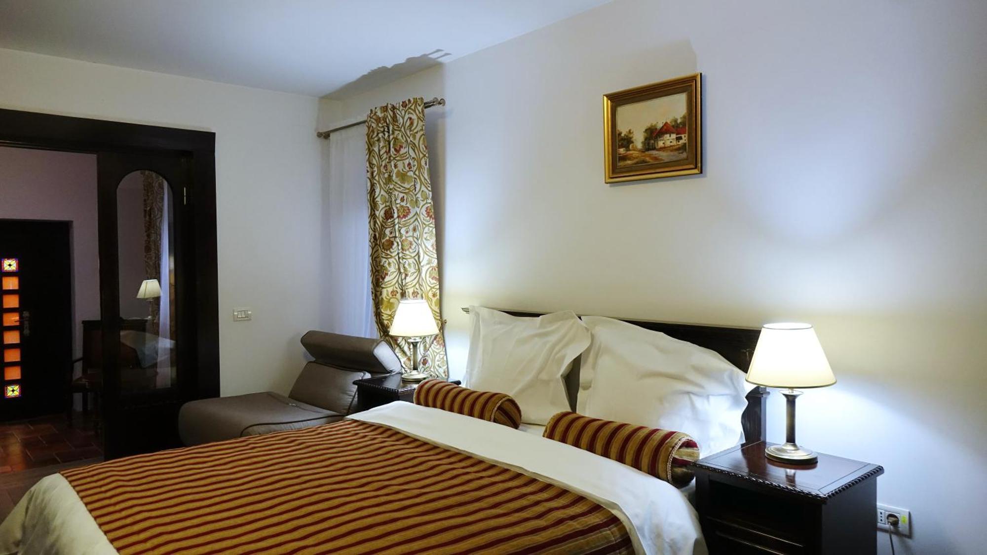 Vila Leonida - Resort Leonida บุชเตนี ภายนอก รูปภาพ