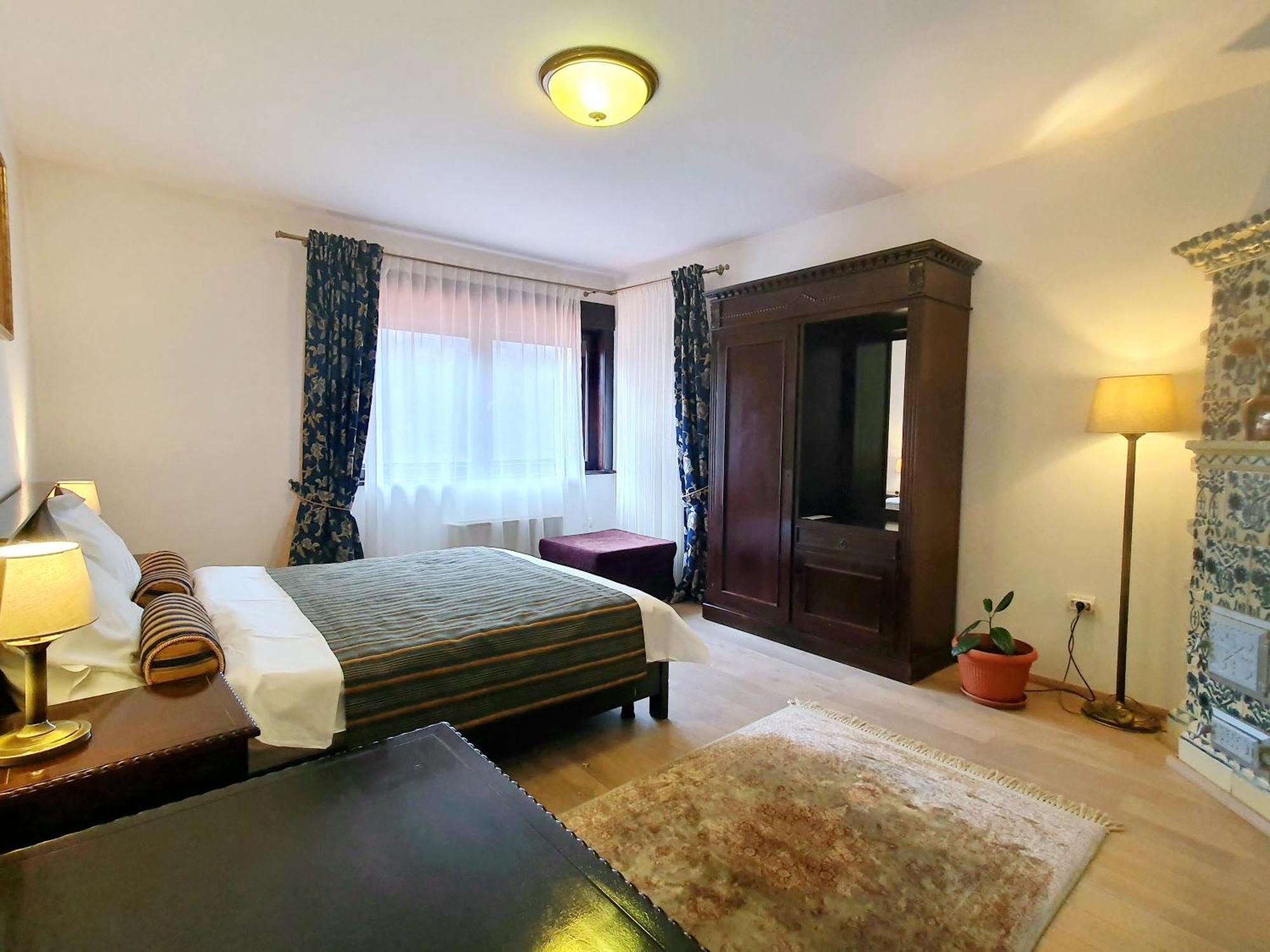 Vila Leonida - Resort Leonida บุชเตนี ภายนอก รูปภาพ