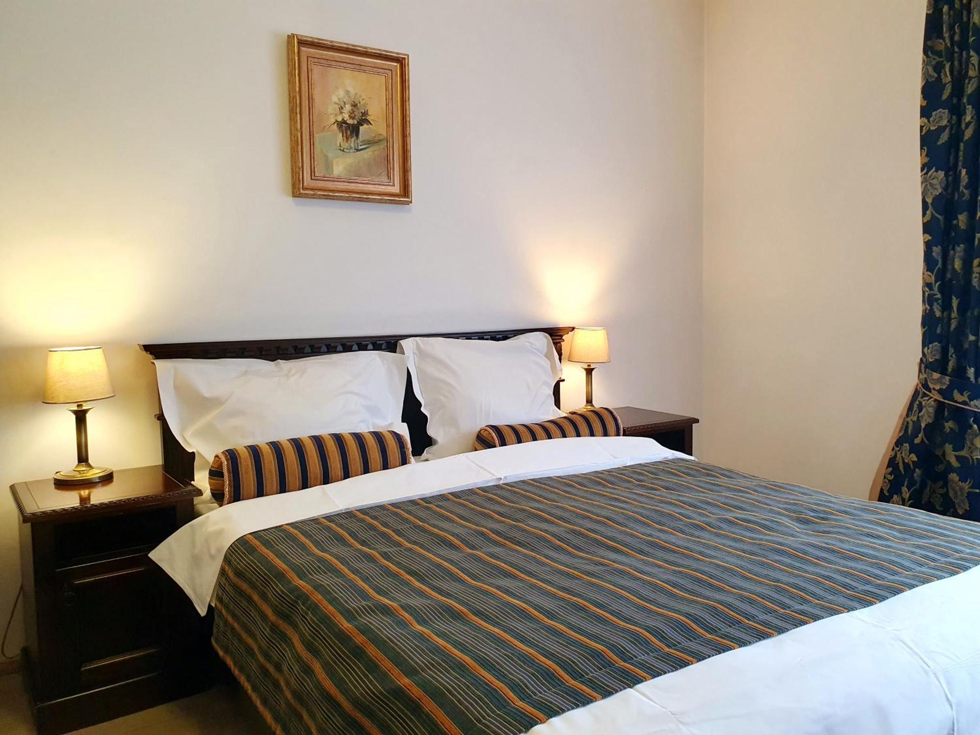 Vila Leonida - Resort Leonida บุชเตนี ภายนอก รูปภาพ