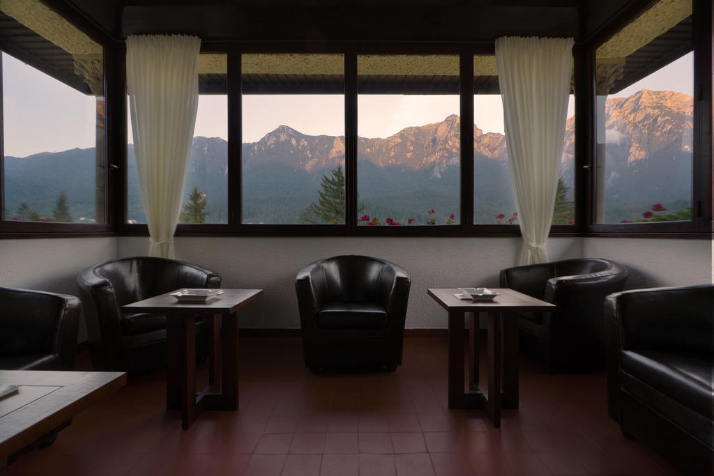 Vila Leonida - Resort Leonida บุชเตนี ภายนอก รูปภาพ